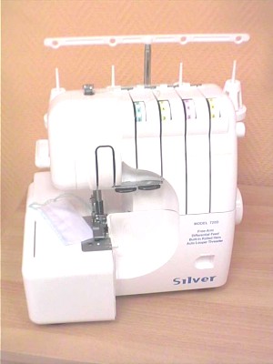 SILVER 720D Surjeteuse Familiale